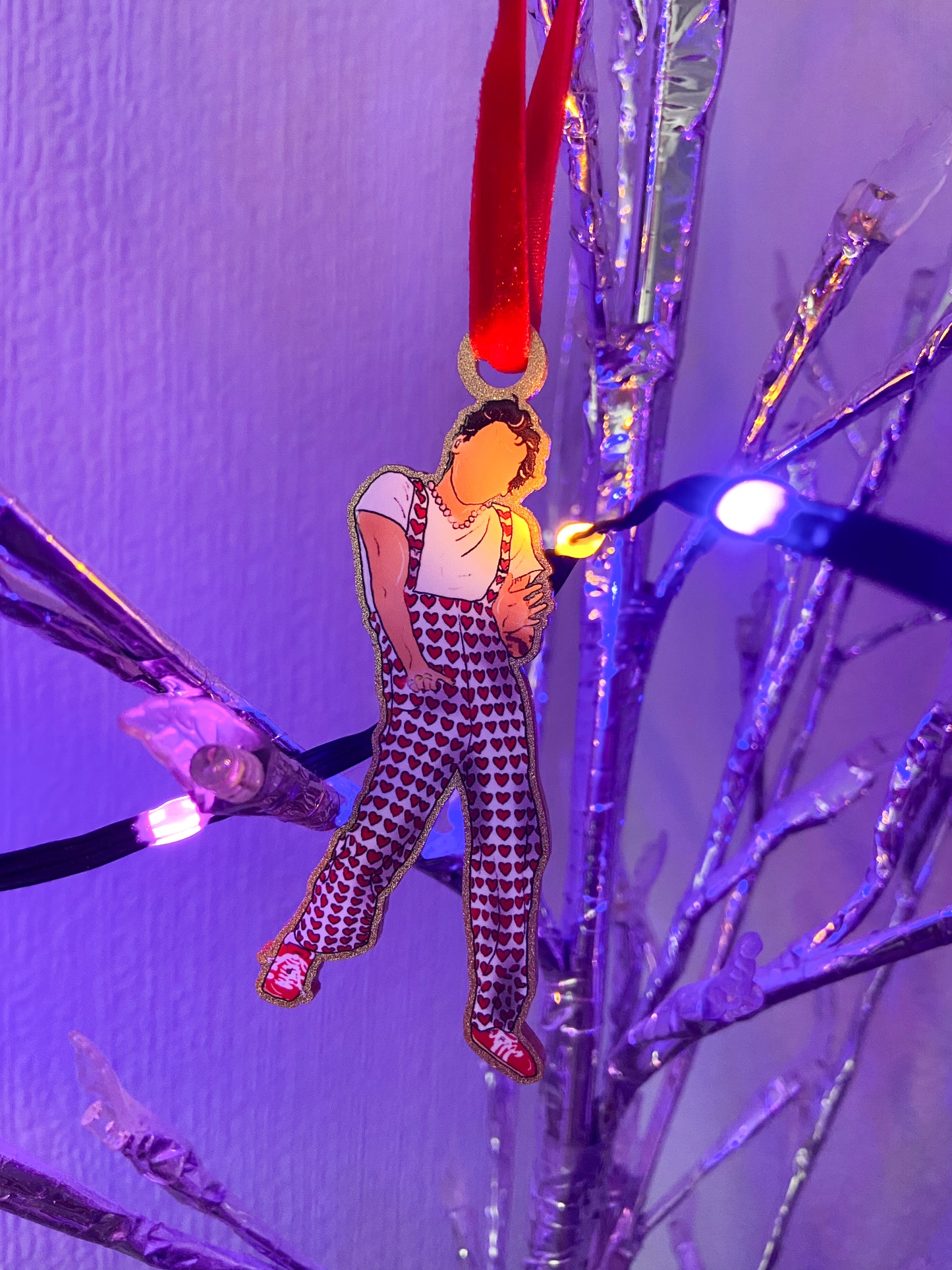H Wembley Christmas Decoration, Harries Gift
