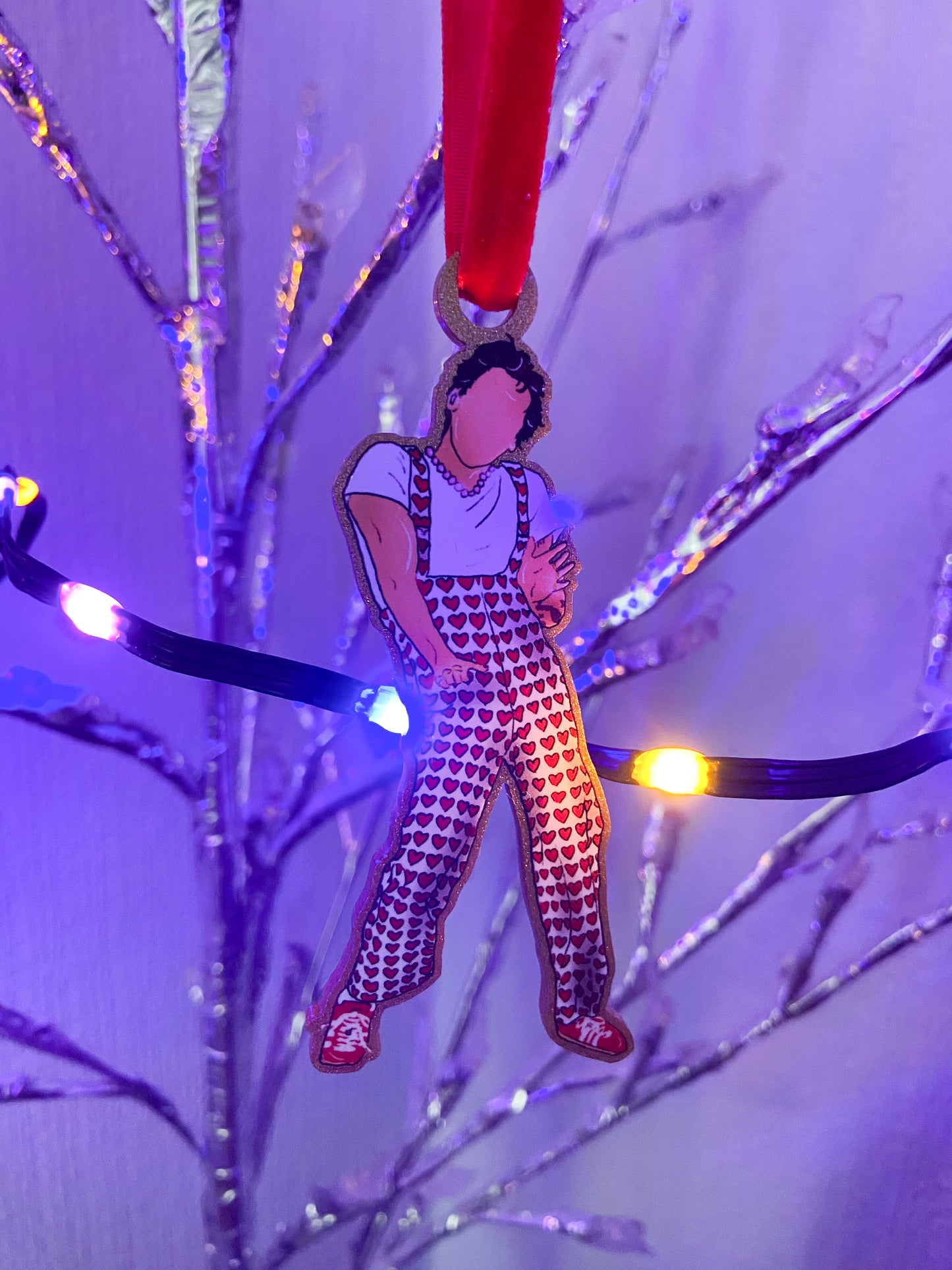 H Wembley Christmas Decoration, Harries Gift