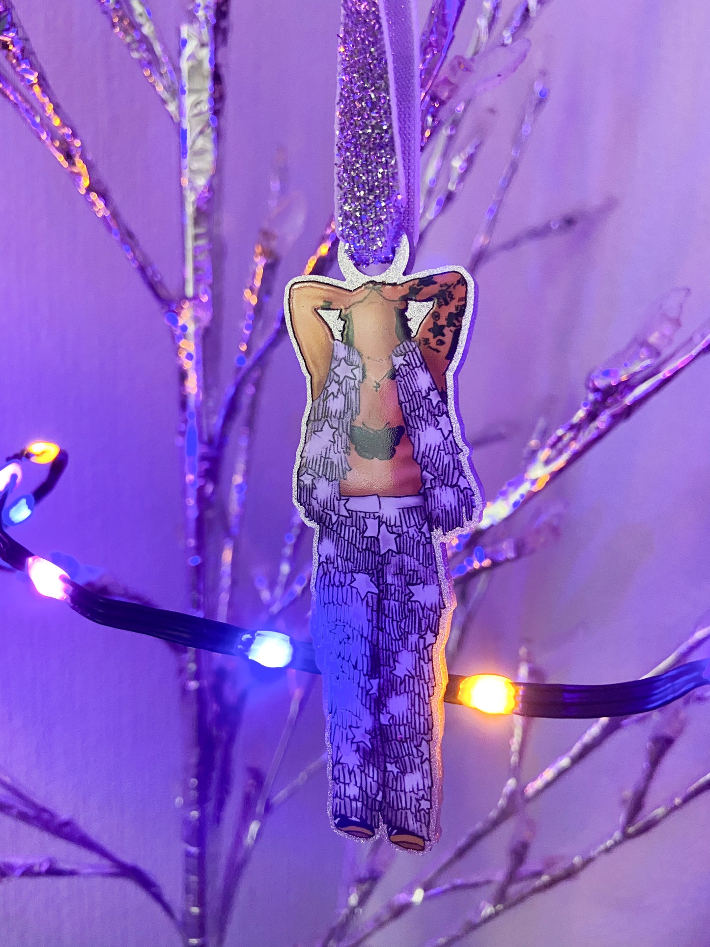 H Final Show Christmas Decoration, Harries Gift