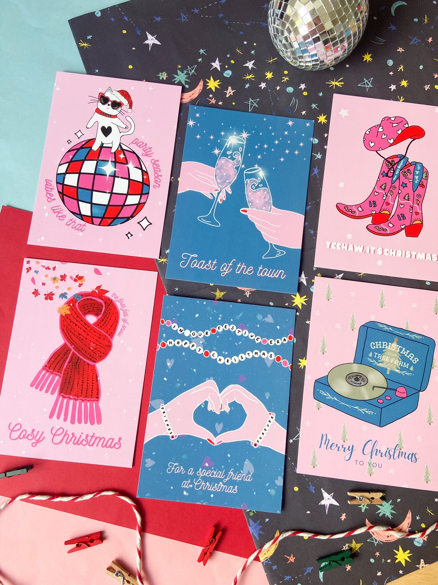 Taylor Festive Pink Postcard Set 2024