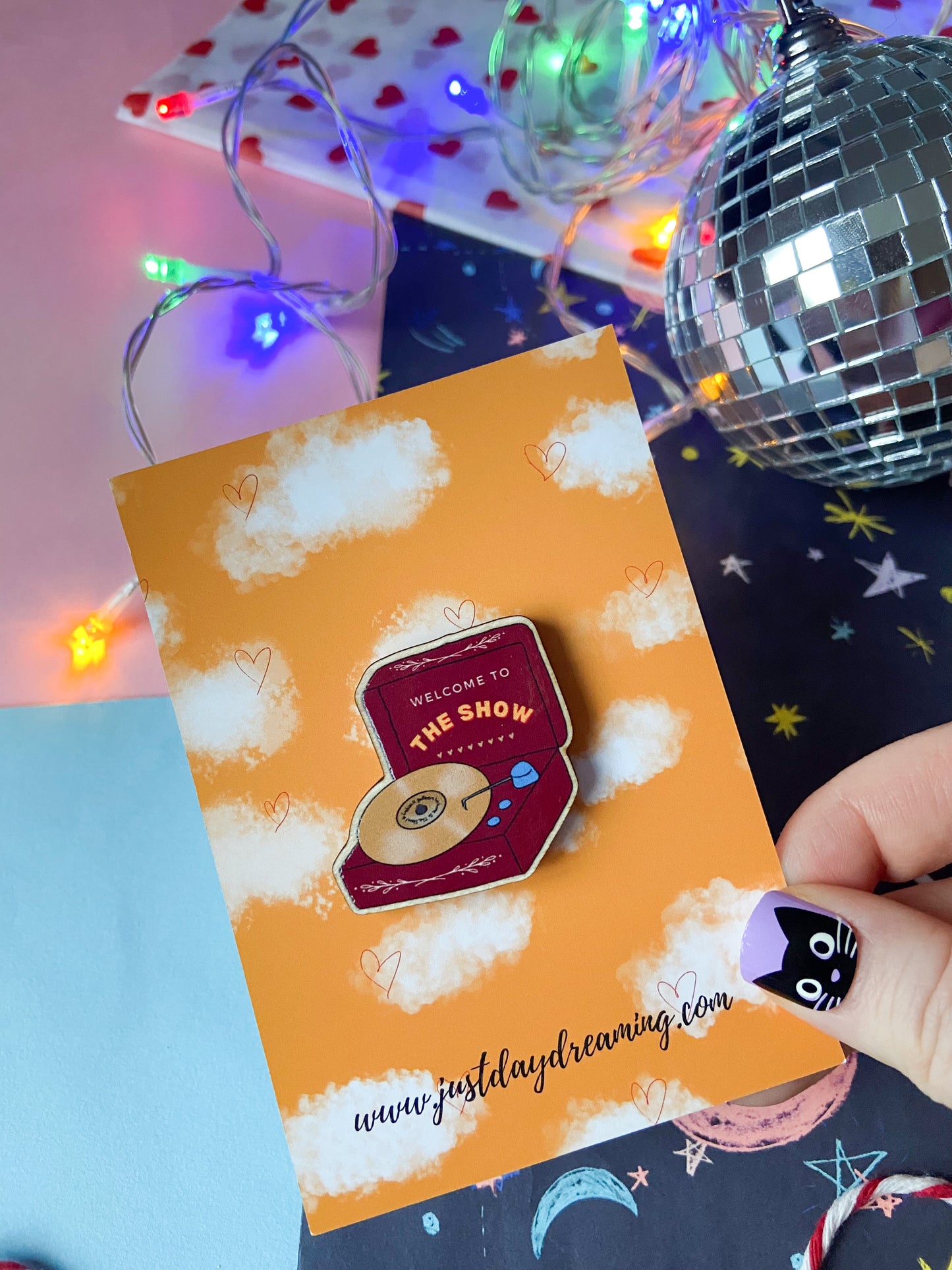 The Show Vinyl Player Pin Brooch, Niall themed Christmas Gift