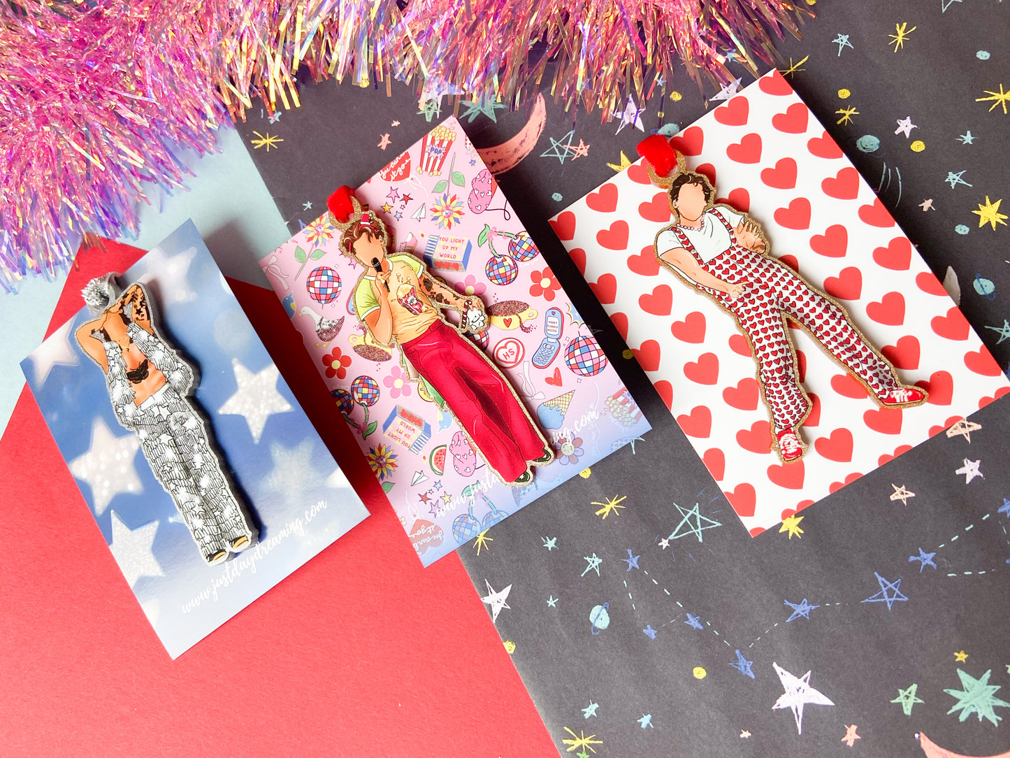 H Final Show Christmas Decoration, Harries Gift