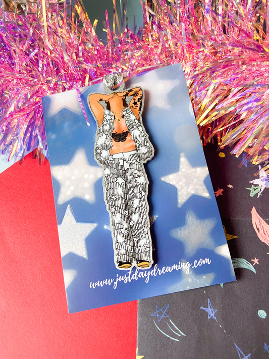 H Final Show Christmas Decoration, Harries Gift